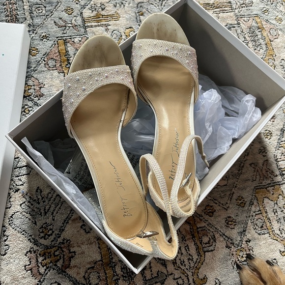 Betsey Johnson Kami Pearl Block Heels 👡 - Picture 5 of 9